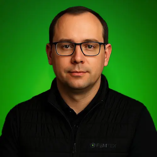 Рустам Валеев — мастер