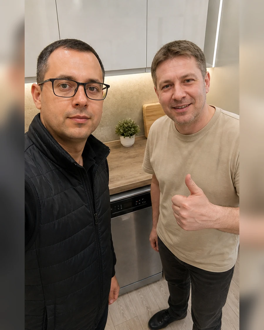 Мастер РЕМТЕХ проверяет посудомоечную машину на дому